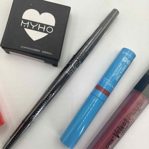 5-Piece Makeup Set | Annabelle Γ Rimmel Γ L.A. Colors Γ L.A. Girl - Picture 4 of 9